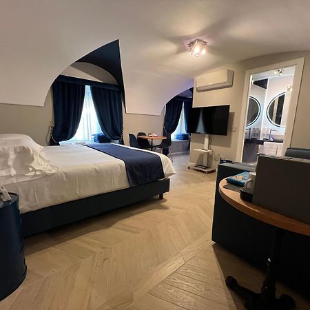 Rome Luxury Blue Suites- Love Екстериор снимка