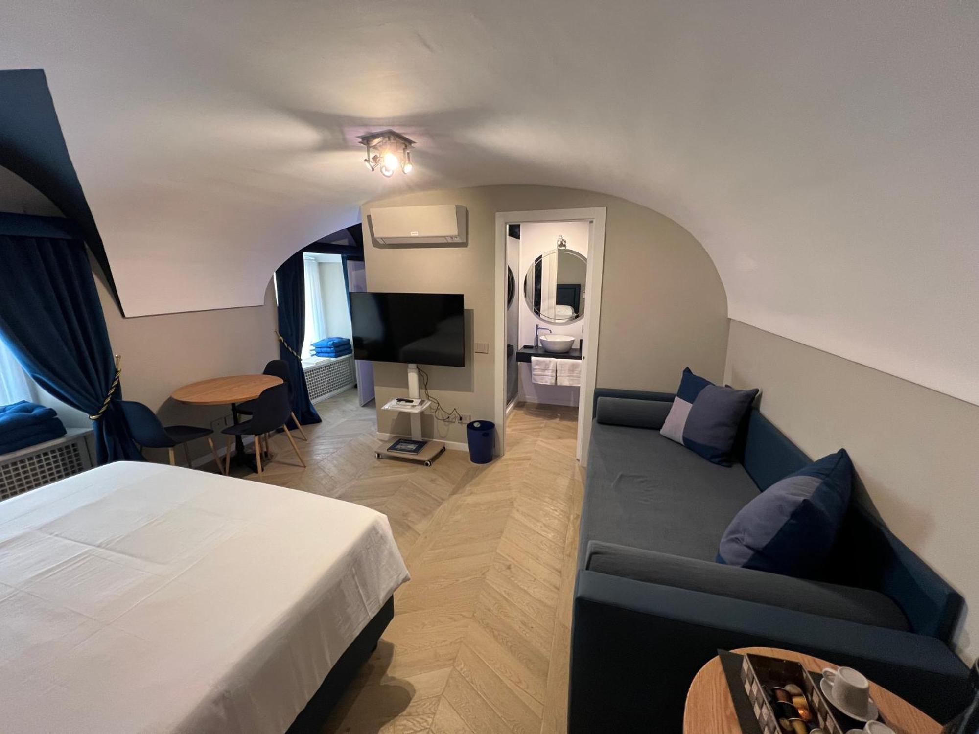 Rome Luxury Blue Suites- Love Екстериор снимка